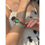 Gabbi armbånd i forgyldt med grøn sten fra LÉ MOSCH, panser statement armbånd med grøn sten, fyldigt og anderledes armbånd,