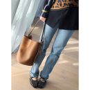 Herla Bucket Taske i Brun fra LÉ MOSCH Herla Bucket Taske i Brun fra LÉ MOSCH