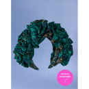 Håndlavet Maria Blomsterkrone hårbøjle no 10 i Turkis og blå mønsterstof fra upcyclede kimonoer. Håndlavet Maria Blomsterkrone hårbøjle no 10 i Turkis og blå mønsterstof fra upcyclede kimonoer.