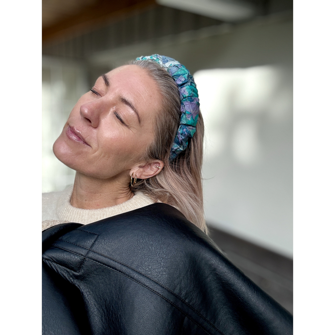 Sari Vintage hårbøjle no 1 Blå fra LÉ MOSCH