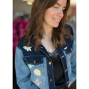 Vintage Vibes Denim Jakke med patches – No. 067 fra LÉ MOSCH, tofarvet denimjakke med patches, unikt design, upcycling, Vintage Vibes Denim Jakke med patches – No. 067 fra LÉ MOSCH, tofarvet denimjakke med patches, unikt design, upcycling,