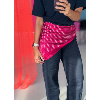 Mimi Tørklæde med små prikker i rød fra LÉ MOSCH, fint og dekorativt tørklæde, smukt rødt tørklæde med prikker, Mimi Tørklæde med små prikker i rød fra LÉ MOSCH, fint og dekorativt tørklæde, smukt rødt tørklæde med prikker,