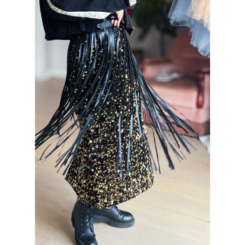 Brianna Bælte med frynser i sort PU fra le mosch Brianna Bælte med frynser i sort PU fra le mosch