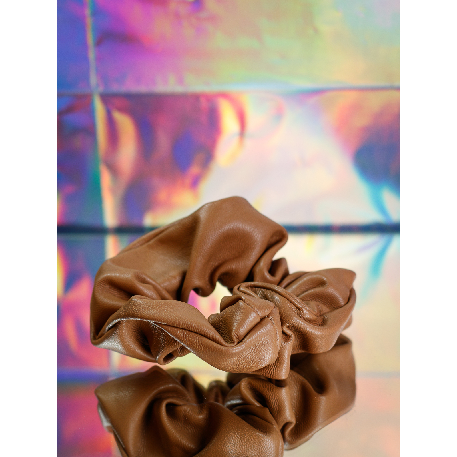 Zoe Scrunchie i Brun Læderlook Zoe Scrunchie i Brun Læderlook