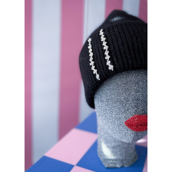Gaby Beanie med similisten Sort fra le mosch