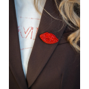 Læbe Broche i rød fra LÉ MOSCH, smuk og dekorativ broche med røde læber, Læbe Broche i rød fra LÉ MOSCH, smuk og dekorativ broche med røde læber,