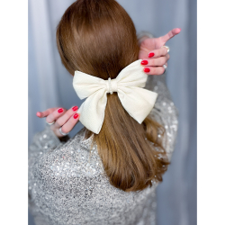 Kylie sløjfe hårspænde i creme fra le mosch