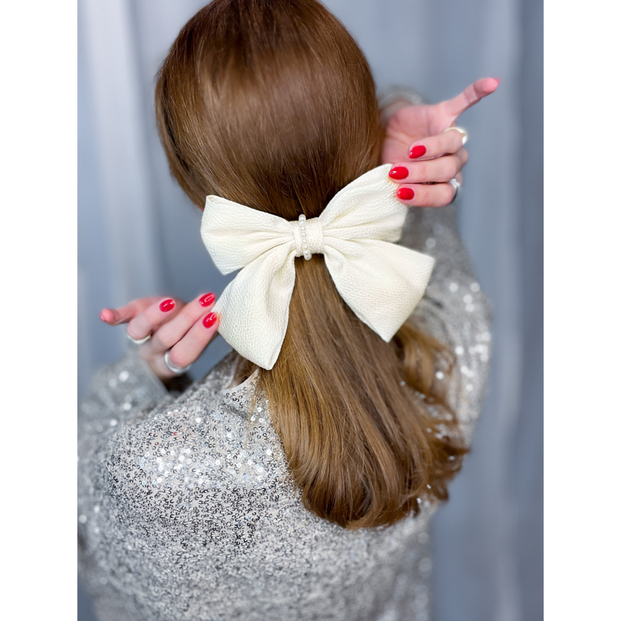 Kylie sløjfe hårspænde i creme fra le mosch