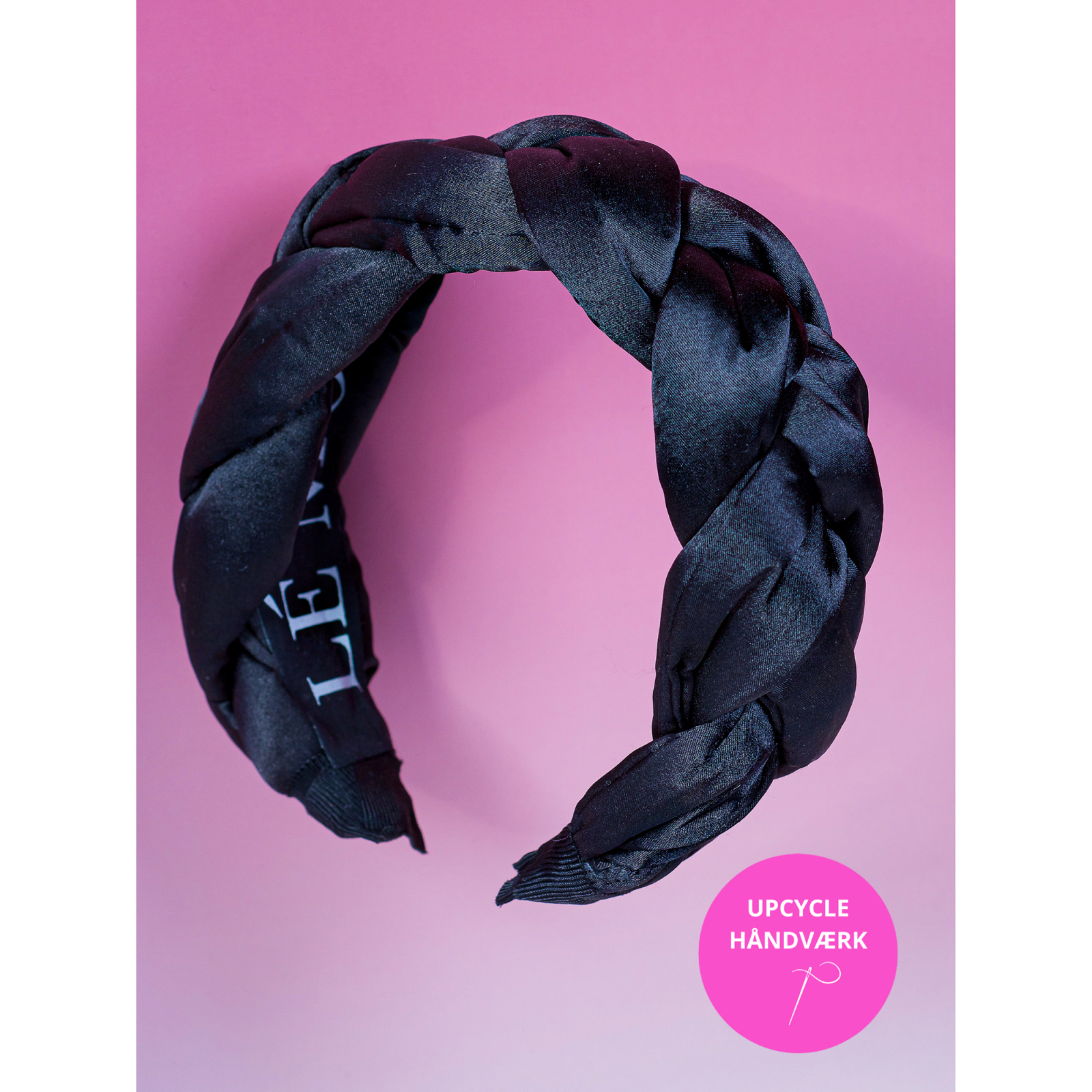 Lolly HÄrbÞjle i sort flet fra le mosch Lolly HÄrbÞjle i sort flet fra le mosch