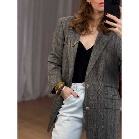Vintage Vibes brun blazer – No. 097 fra LÉ MOSCH, basic pæn oversize blazer, blazer med gylden kæde og perler,