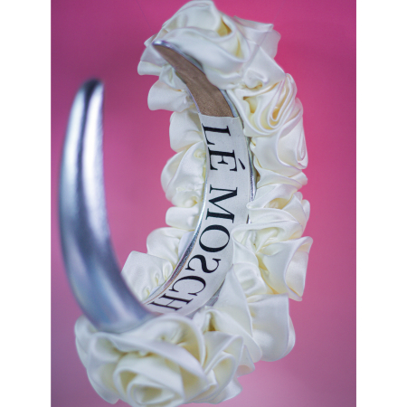 Smuk Blomsterkrone hårbøjle med blomster i siden i Off White fra LÉ MOSCH