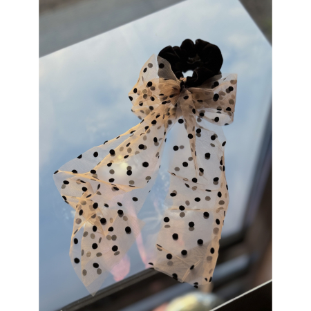 Milan Scrunchie med tyl-sløjfe fra LÉ MOSCH, smuk og dekorativ scrunchie med en prikket sløjfe,