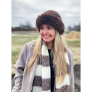 Elvina faux fur hat i brun fra LÉ MOSCH, blød og stilfuld faux pels hue, fin brun vinterhat i pels look,