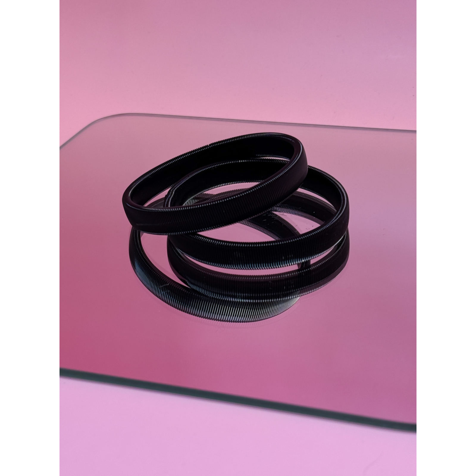 Marina ærmeholdere i sort fra LÉ MOSCH, ærmeholdere der holder dine lange ærmer på plads, elastiske metal ærmeholdere, Marina ærmeholdere i sort fra LÉ MOSCH, ærmeholdere der holder dine lange ærmer på plads, elastiske metal ærmeholdere,