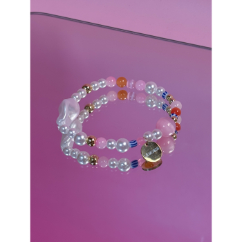 Joan armbånd med sten og perler fra LÉ MOSCH, armbånd med lyserøde og blå sten og imiterede perler, feminint armbånd, 