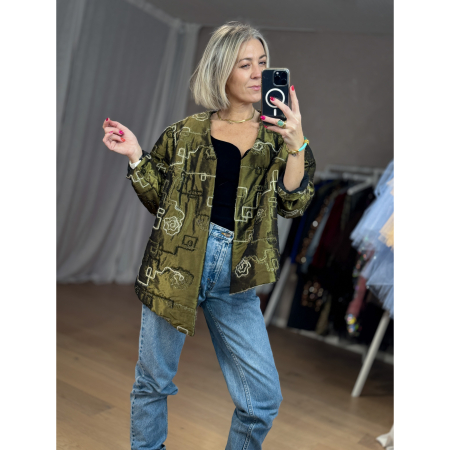 Vintage Vibes grøn asymmetrisk jakke – no 122 fra LÉ MOSCH, cool changerende secondhand jakke,