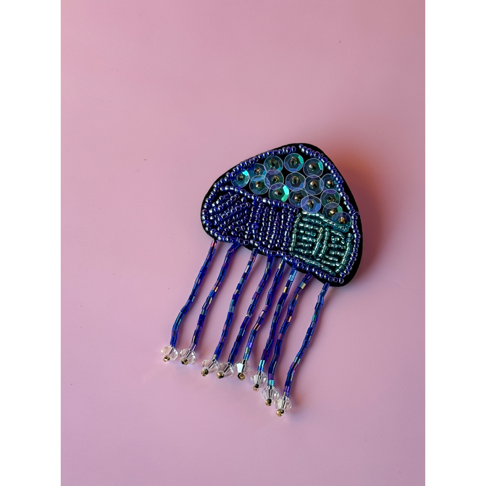 Stor Gople Broche med perler og pailletter fra LÉ MOSCH, smuk og levende vandmand-broche, unik og dekorativ broche, 
