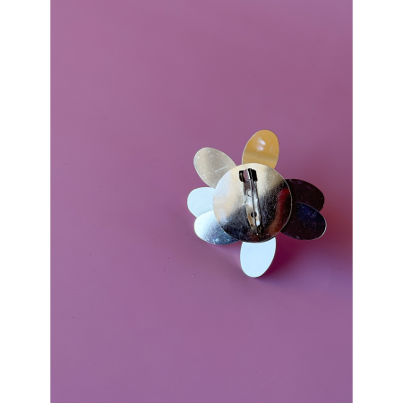 Blomster broche fra LÉ MOSCH, fin og anderledes blomsterbroche, smuk sølvfarvet broche til din samling,