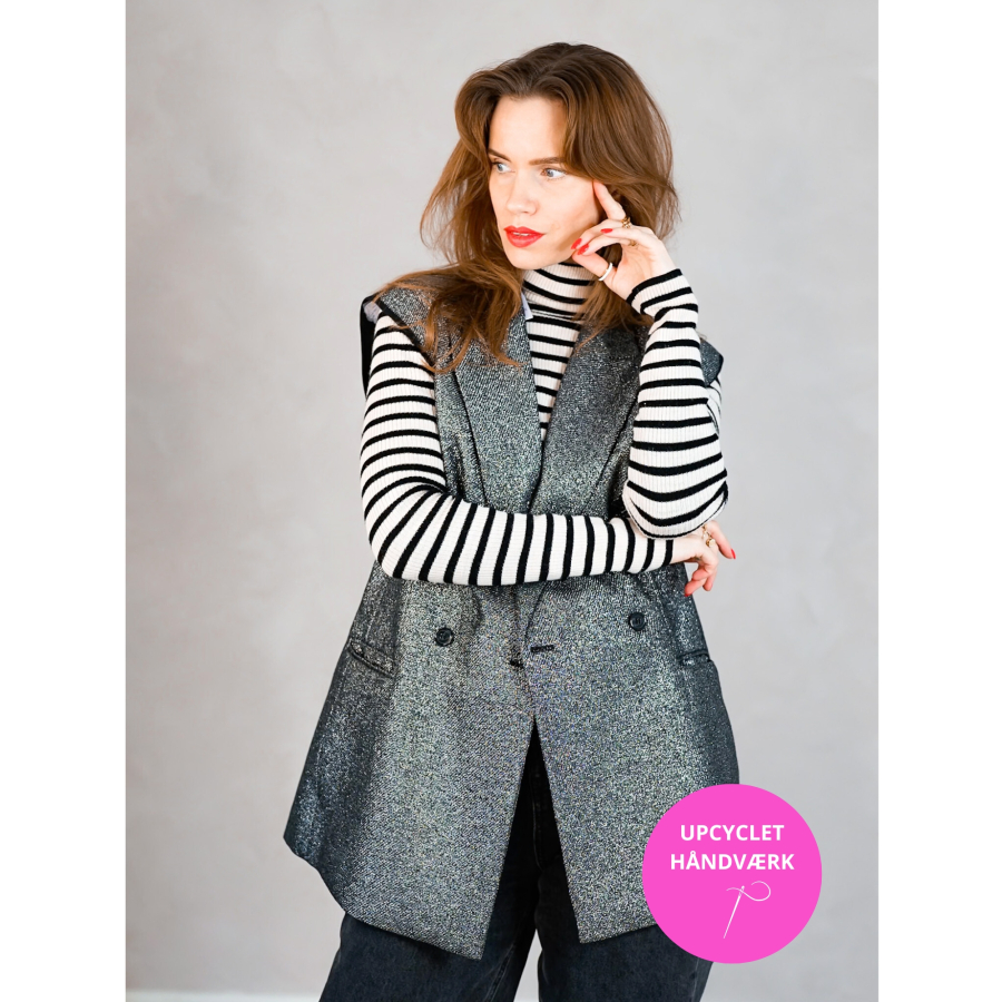 Vintage Vibes Glitrende Vest no. 051 fra LÉ MOSCH, smuk og unik enkel vest, festlig og anvendelig vest, 