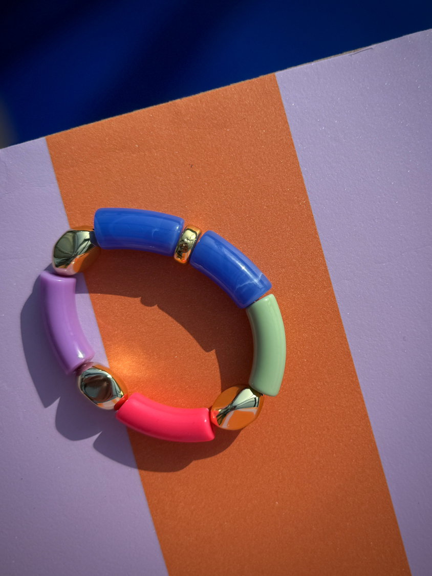 Maggie armbånd no 47 fra LÉ MOSCH, smukt boheme armbånd, farverigt armbånd,