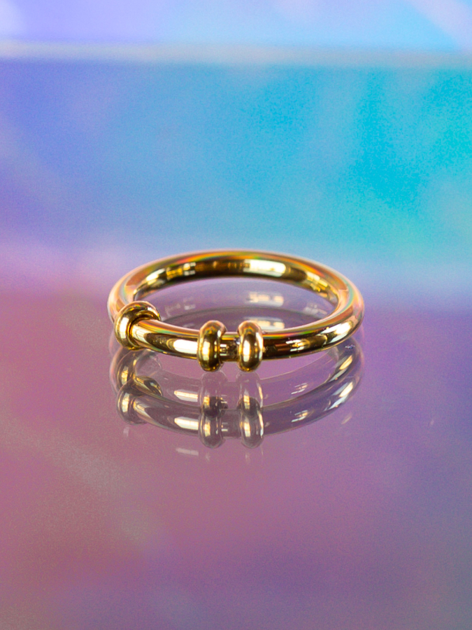 Tanja anti stress ring i forgyldt fra LÉ MOSCH, 