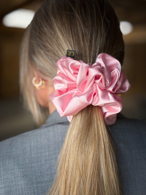 Store scrunchies