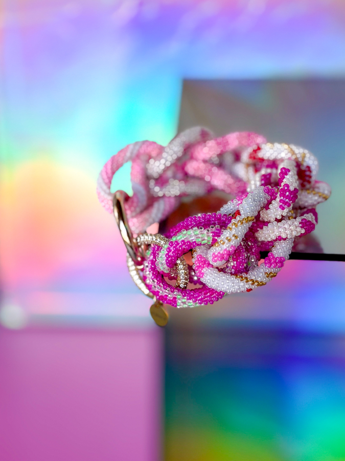 Vivienne armbånd no 23 fra LÉ MOSCH, fyldigt og cool boheme armbånd, lækkert rosafarvet armbånd, 
