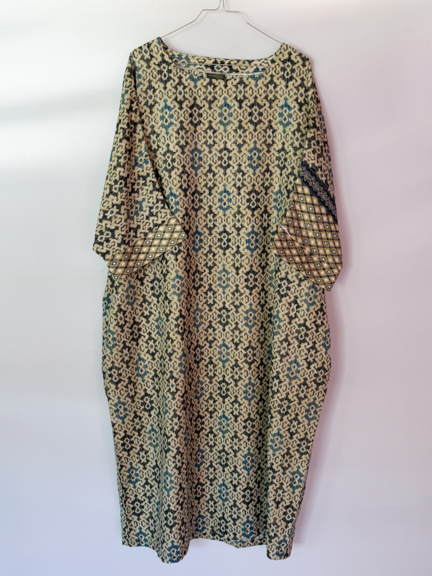 Unika style no 7 - løs kjole med lommer fra LÉ MOSCH, super anvendelig og afslappet kjole, unika bohemekjole med et smukt print, 