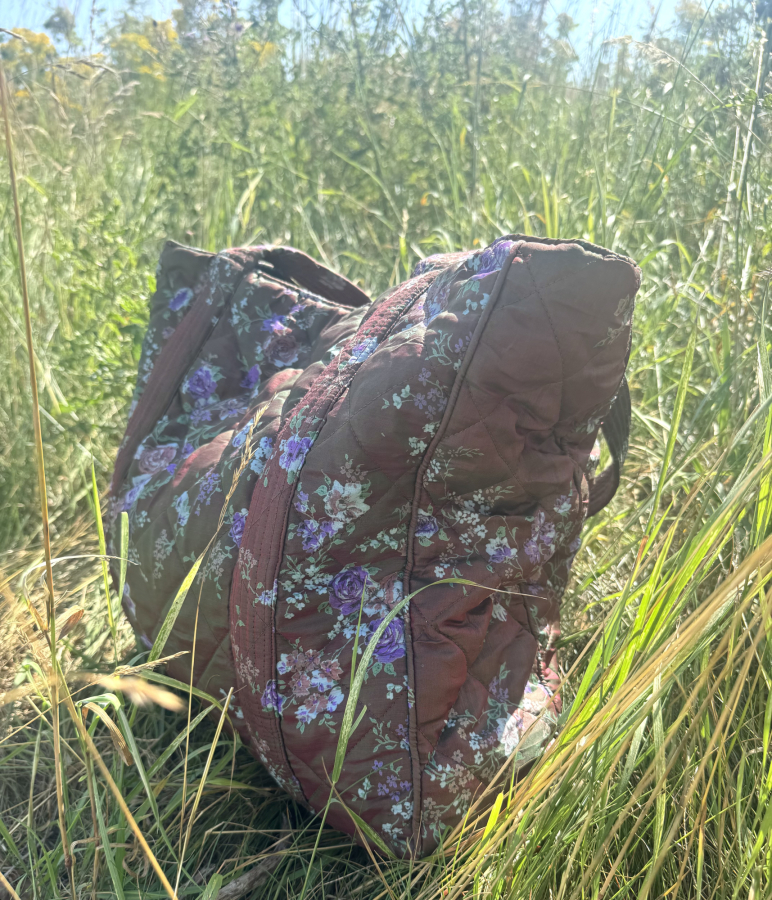 Unika style no 31 - kviltet taske i silke fra LÉ MOSCH, fin blomstret foret taske, lækker mulepose i silke, 

