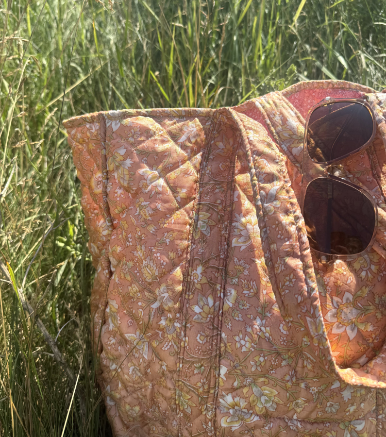 Unika style no 32 - stor kviltet taske fra LÉ MOSCH, fin blomstret foret mulepose, lækker rummelig totebag, 