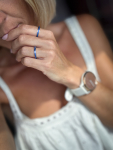 Mille anti stress ring i forsølvet Blå fra LÉ MOSCH, anti stress ring i forsølvet stål med blå sten, bevægelig ring, beroligende ring, adhd ring,