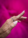 Mille anti stress adhd ring i forsølvet med rosa sten fra le mosch