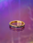 Mille anti stress adhd ring i forgyldt med blå sten fra le mosch
