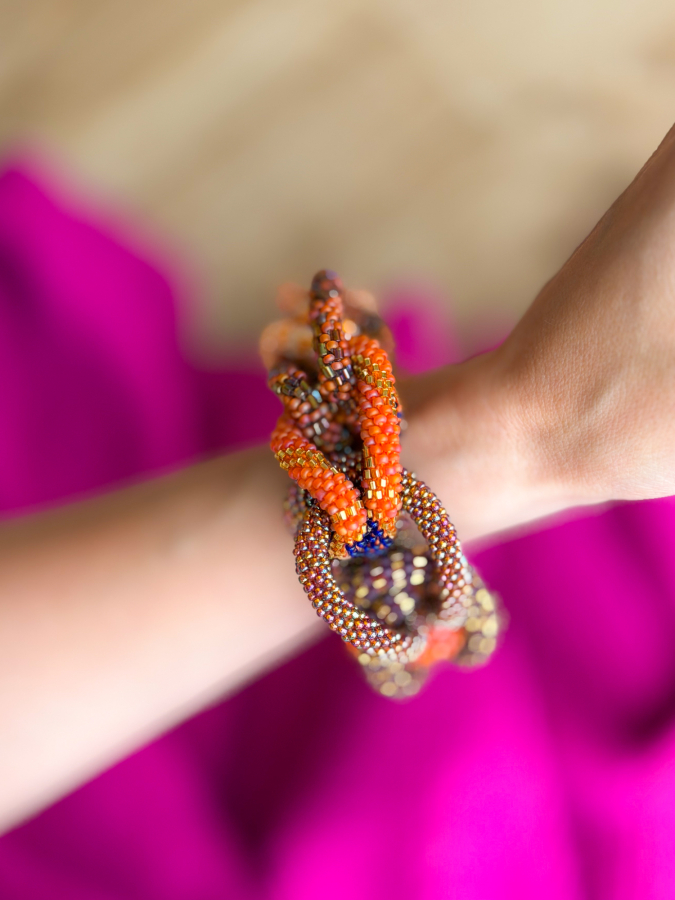 Vivienne armbånd no 29 fra LÉ MOSCH, fyldigt og cool boheme armbånd, lækkert og anderledes armbånd, 