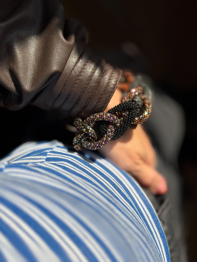 Vivienne armbånd no 35 fra LÉ MOSCH, fyldigt og cool boheme armbånd, lækkert og anderledes armbånd, 