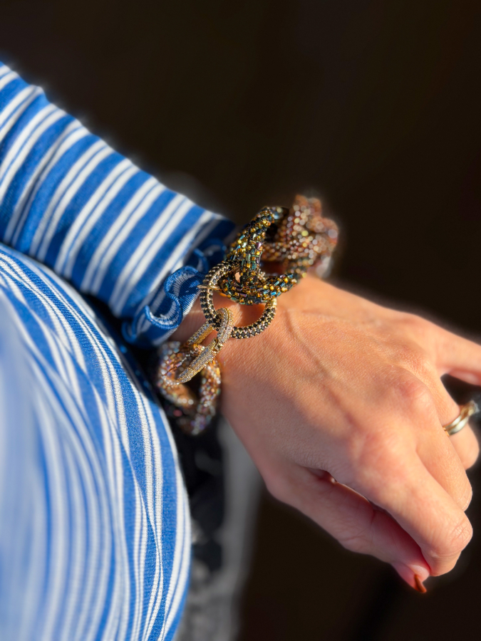 Vivienne armbånd no 37 fra LÉ MOSCH, fyldigt og cool boheme armbånd, lækkert og anderledes armbånd, 