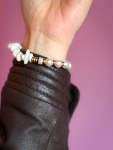 Elsine mix armbånd i hvid fra LÉ MOSCH, smukt og unikt armbånd, fint armbånd med perler, 