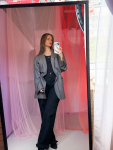 Vintage Vibes blazer med drawstring waist – No 275 fra LÉ MOSCH, skøn og super anvendelig secondhand blazer, ternet og cool upcyclet blazer med snoretræk i taljen,