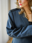 Vintage Vibes stribet blazer med pailletter – No 284 fra LÉ MOSCH, cool og anderledes blazer med pailletter, fin secondhand blazer med et twist, 