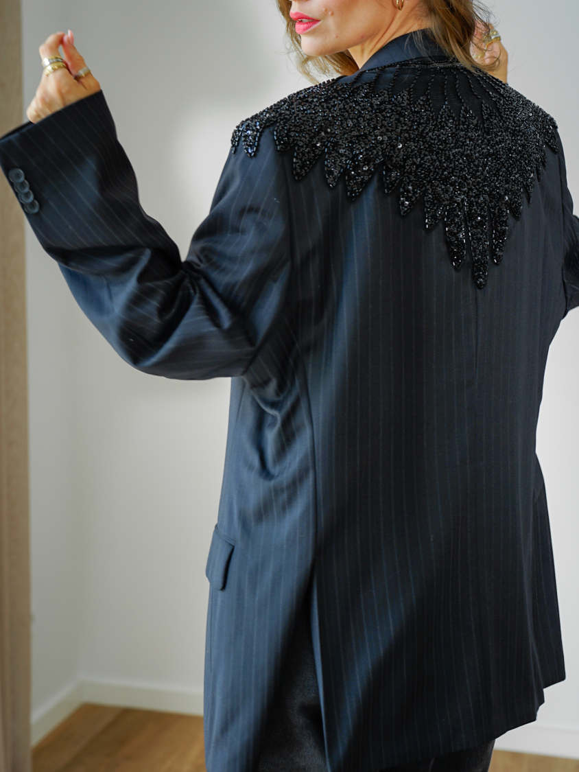 Vintage Vibes stribet blazer med pailletter – No 284 fra LÉ MOSCH, cool og anderledes blazer med pailletter, fin secondhand blazer med et twist, 