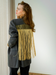 Vintage Vibes blazer med gyldne frynser – No 285 fra LÉ MOSCH, cool og anderledes blazer med frynser, fin secondhand blazer med et twist, 