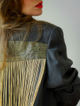 Vintage Vibes blazer med gyldne frynser – No 285 fra LÉ MOSCH, cool og anderledes blazer med frynser, fin secondhand blazer med et twist, 