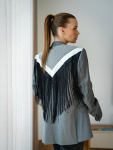 Vintage Vibes blazer med mønstret ryg og sorte frynser – No 289 fra LÉ MOSCH, iøjnefaldende og sej blazer med frynser, fin secondhand blazer med et twist, 