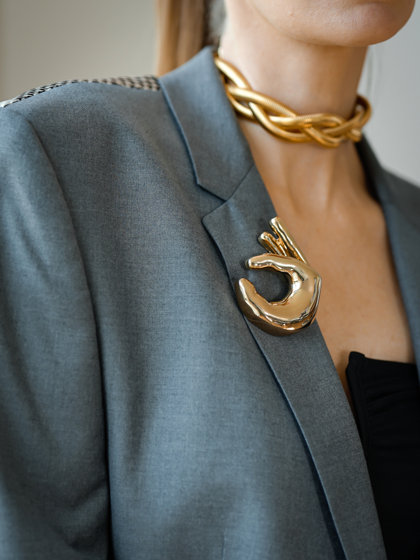 Vintage Vibes blazer med mønstret ryg og sorte frynser – No 289 fra LÉ MOSCH, iøjnefaldende og sej blazer med frynser, fin secondhand blazer med et twist, 