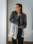 Vintage Vibes blazer med tyl – No 290 fra LÉ MOSCH, iøjnefaldende og fin blazer med tyl, fin secondhand blazer med et twist, 