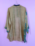 Monya Silkemix kimono no 1776 fra LÉ MOSCH, silkemix kimono syet i Indien, unik kort kimono i fine farver,  