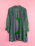 Monya Silkemix kimono no 1778 fra LÉ MOSCH, silkemix kimono syet i Indien, unik kort kimono i fine farver,  