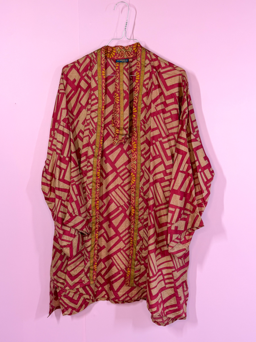 Monya Silkemix kimono no 1786 fra LÉ MOSCH, silkemix kimono syet i Indien, unik kort kimono i fine farver, 