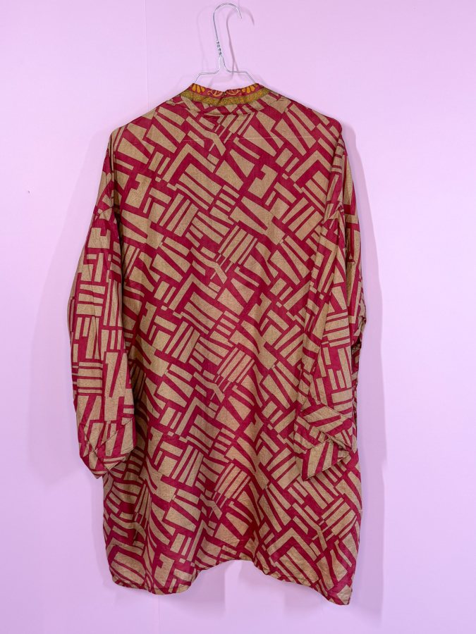Monya Silkemix kimono no 1786 fra LÉ MOSCH, silkemix kimono syet i Indien, unik kort kimono i fine farver, 
