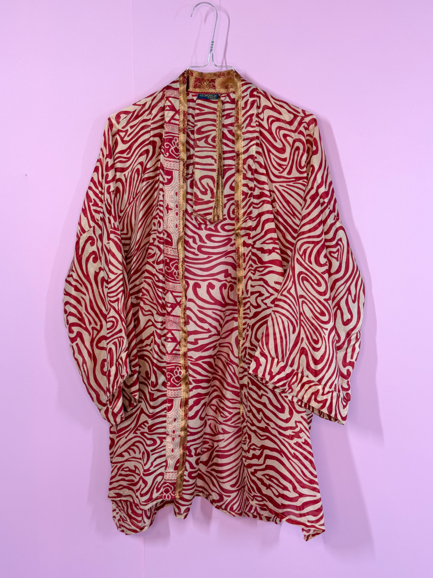 Monya Silkemix kimono no 1798 fra LÉ MOSCH, silkemix kimono syet i Indien, unik kort kimono i fine farver, 